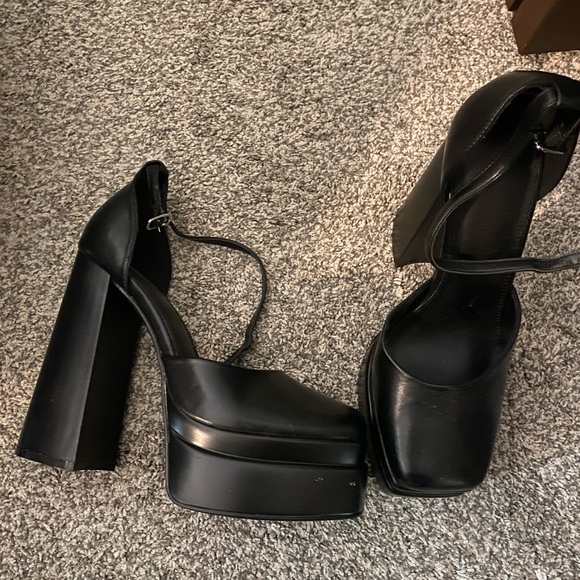 SOLD Ultra High Platform Heels - Picture 1 of 2